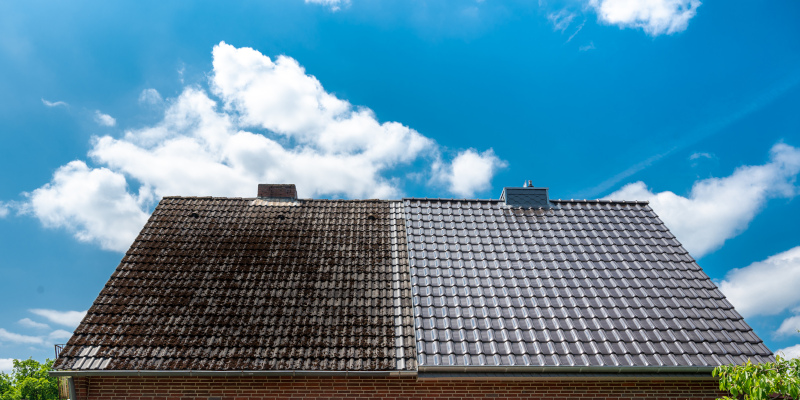 Roof Cleaning in Bryan, Texas